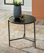 Load image into Gallery viewer, Doraley End Table
