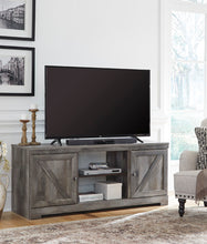 Load image into Gallery viewer, Wynnlow 63&quot; TV Stand
