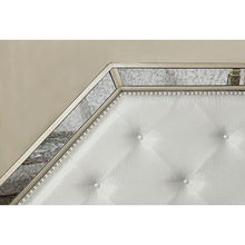 Load image into Gallery viewer, Loraine Bed
