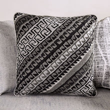 Load image into Gallery viewer, EIMEAR Swivel Chair, Off-white/Black
